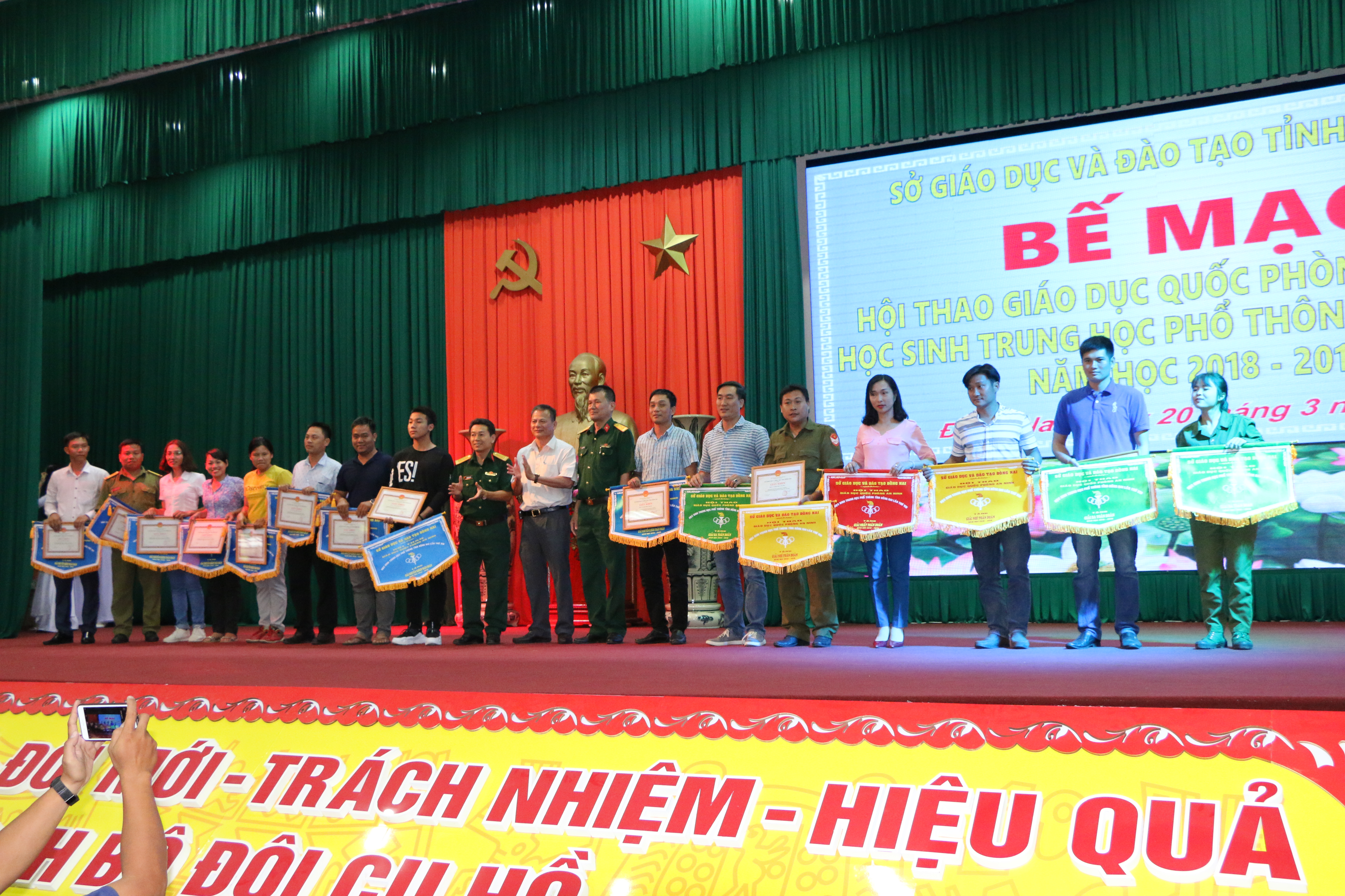 Bế mạc Hội thao Giáo dục Quốc phòng và An ninh học sinh Trung học phổ thông lần thứ VIII năm 2019