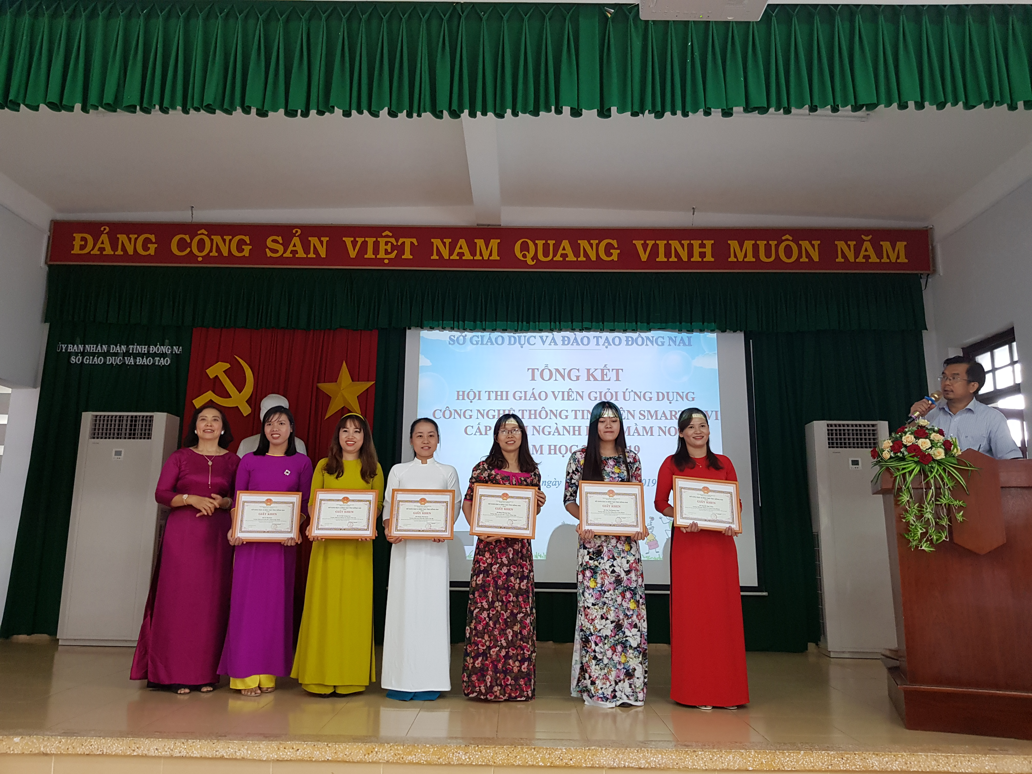 Tổng kết Hội thi giáo viên giỏi ứng dụng công nghệ thông tin trên SMART TIVI cấp tỉnh ngành học mầm non năm học 2018- 2019