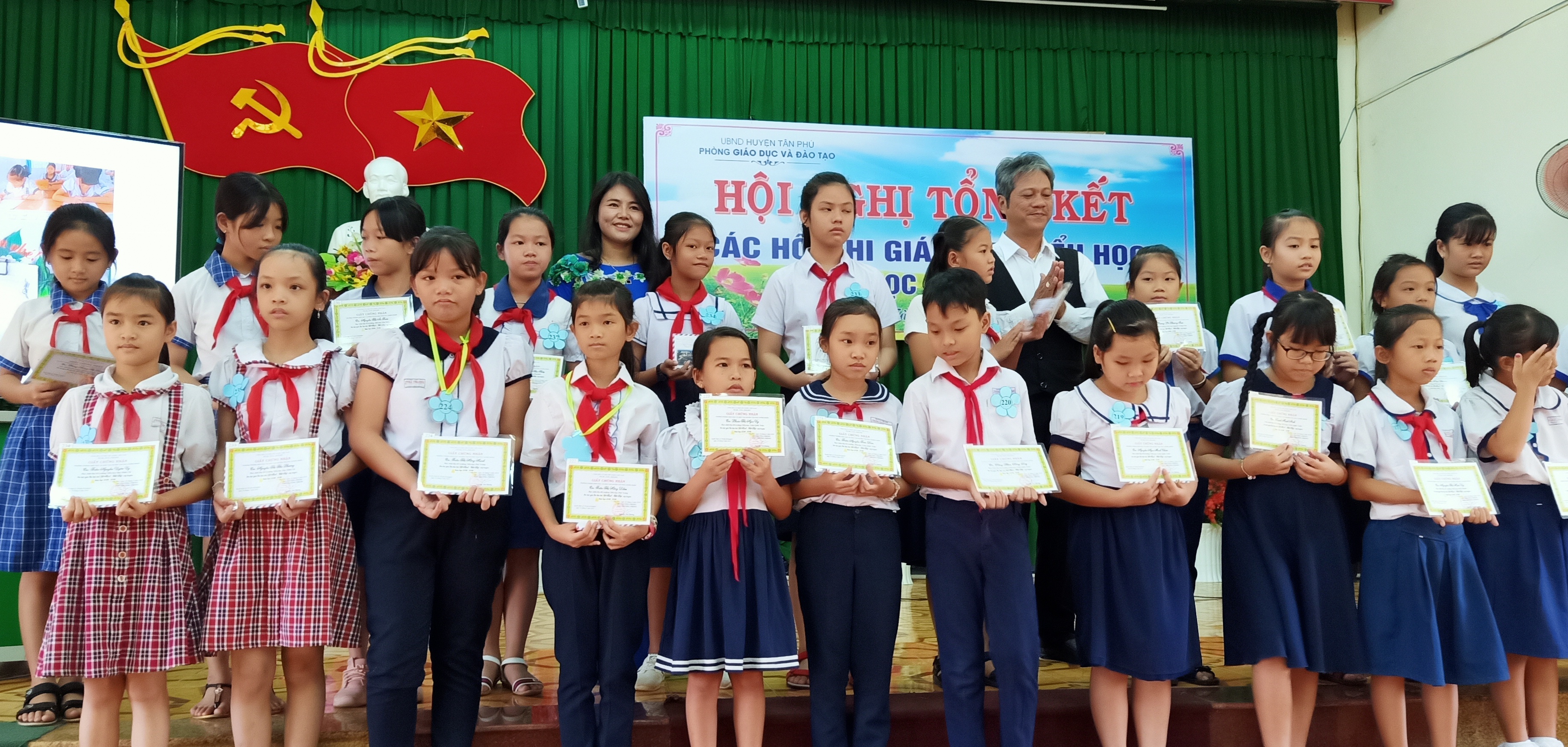 Phòng GDĐT huyện Tân Phú tổ chức tổng kết các hội thi giáo dục tiểu học năm học 2018-2019