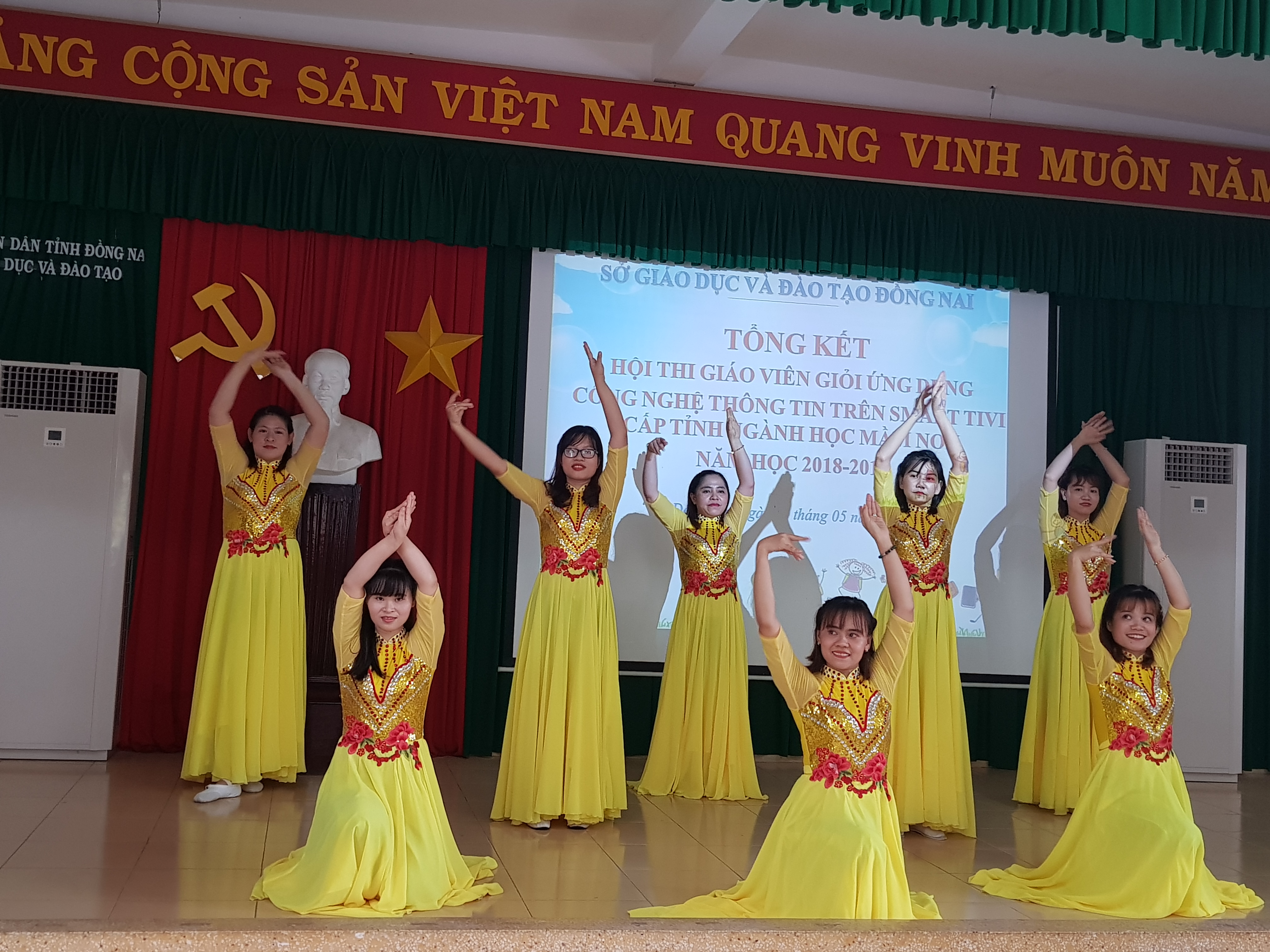 Tổng kết Hội thi giáo viên giỏi ứng dụng công nghệ thông tin trên SMART TIVI cấp tỉnh ngành học mầm non năm học 2018- 2019