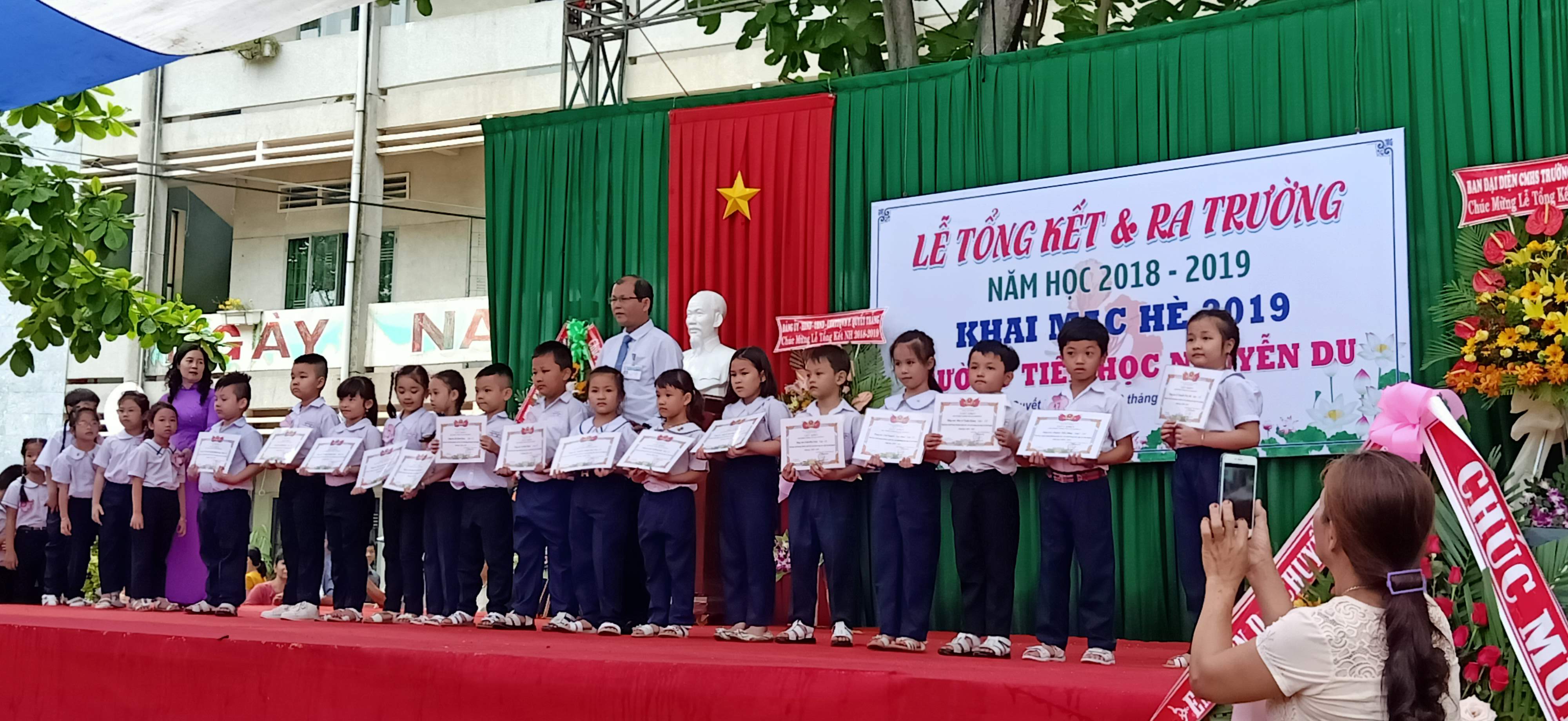 Trường Tiểu học Nguyễn Du, Tp. Biên Hòa tổ chức Tổng kết năm học 2018-2019 và Khai mạc Hè 2019