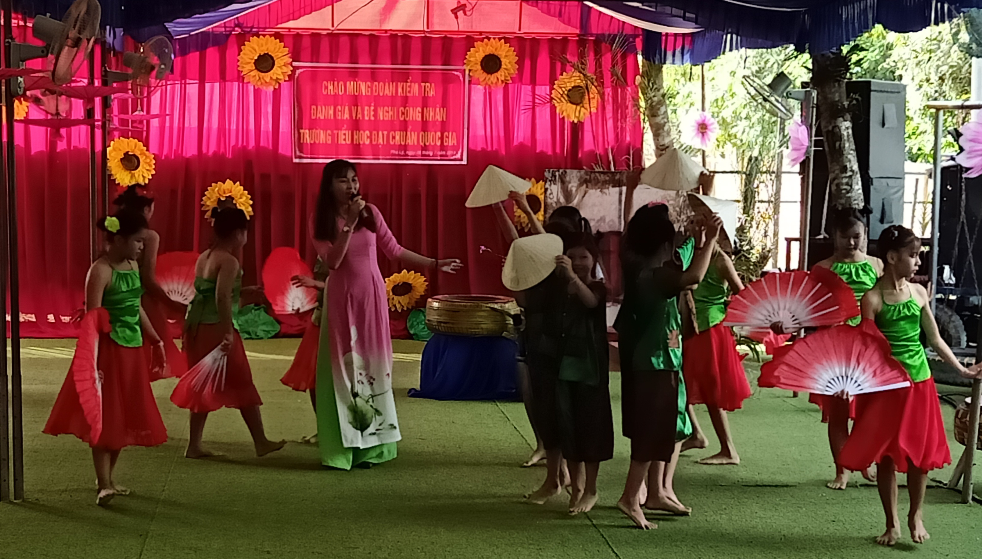 Kiểm tra, thẩm định kết quả xây dựng trường học đạt chuẩn Quốc gia tại Trường Tiểu học Bàu Phụng huyện Vĩnh Cửu, tỉnh Đồng Nai