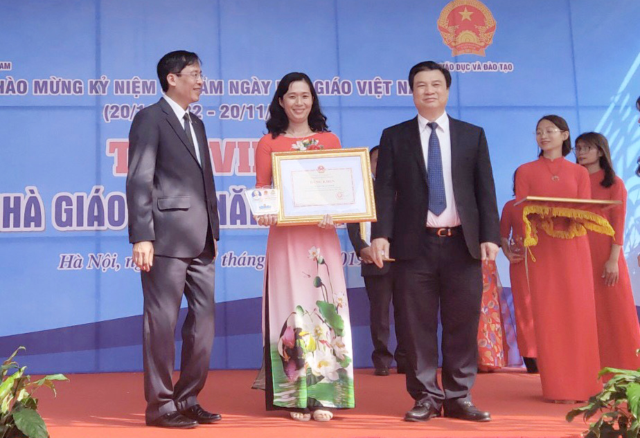 Hai nhà giáo được tôn vinh tại Lễ tri ân, tôn vinh nhà giáo tiêu biểu năm 2019