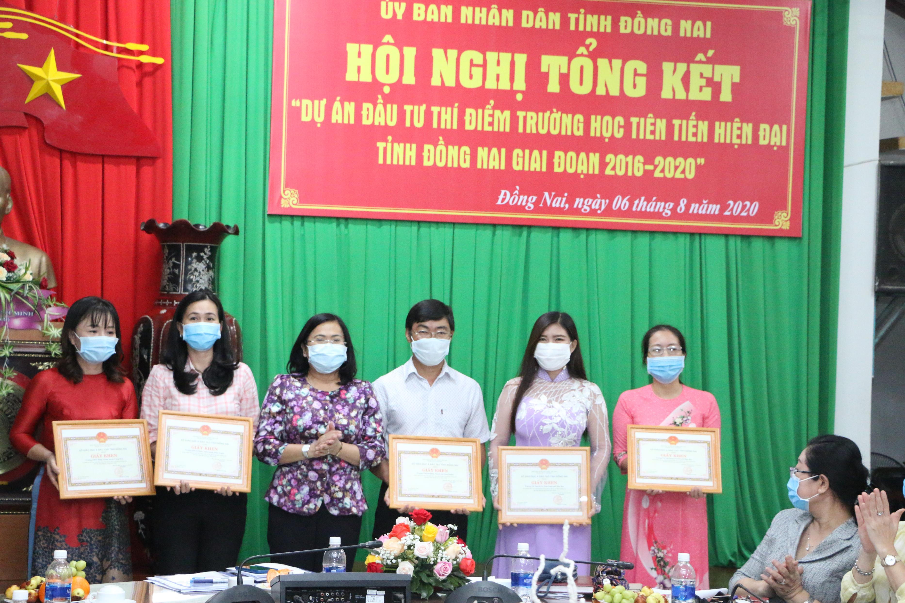 Tổng kết Dự án đầu tư thí điểm trường học tiên tiến, hiện đại tỉnh Đồng Nai, giai đoạn 2016-2020.